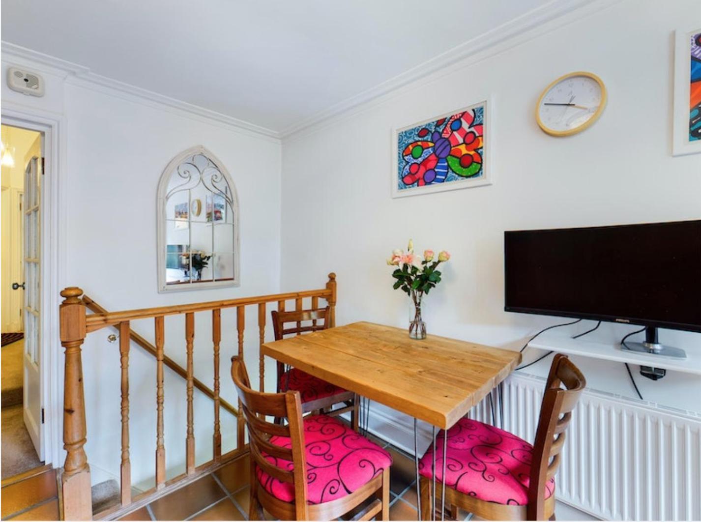 The Clapham Apartment With Private Patio Londres Exterior foto